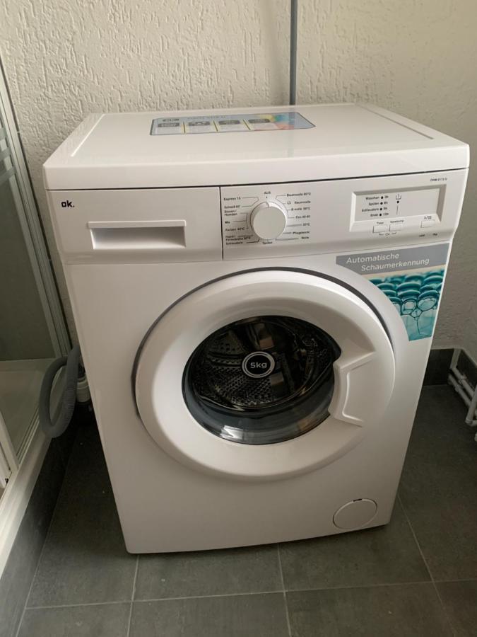 Am Bahnhof Apartment Цвикау Екстериор снимка