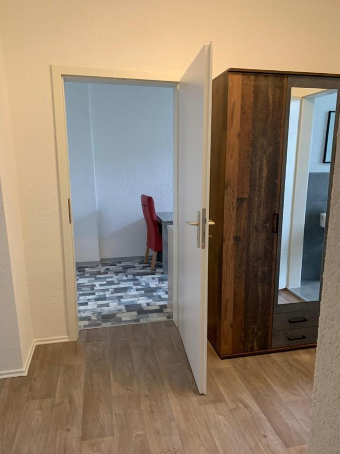 Am Bahnhof Apartment Цвикау Екстериор снимка